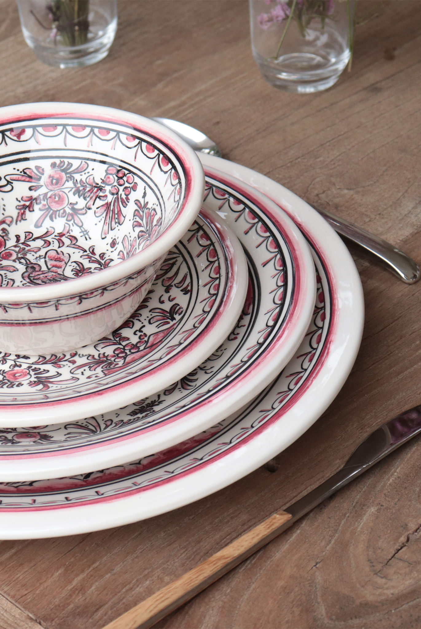 Rouge Pink Bird Plate M