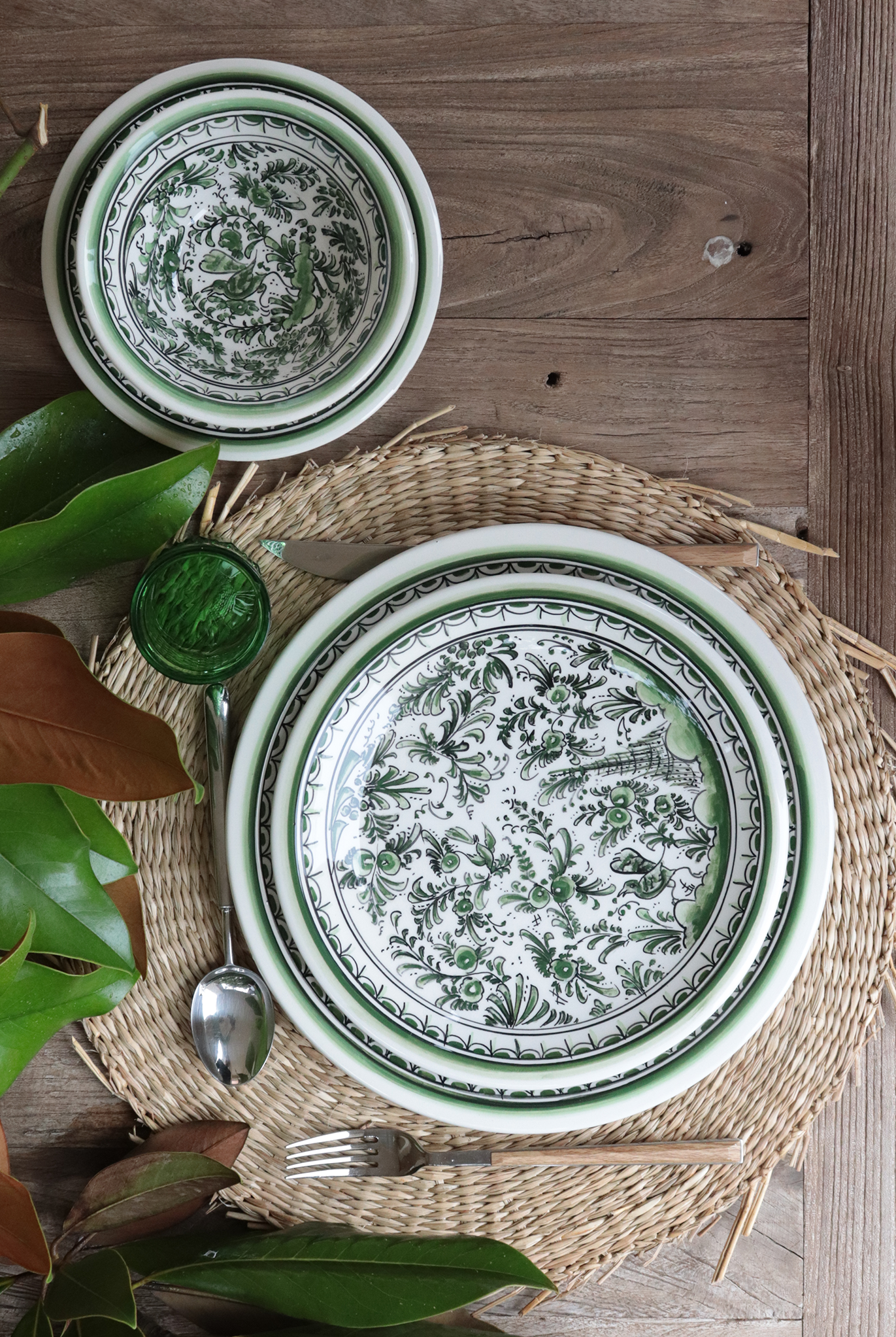 Pine Green Bird Plate M